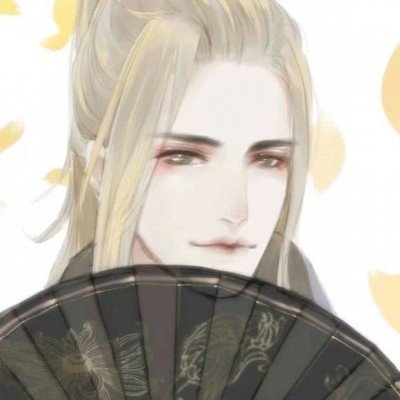 《丧尸围城4》弗兰克变身生化3吉尔 抹胸短裙贼性感
